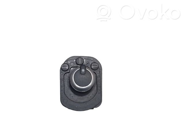 Audi A1 Wing mirror switch 