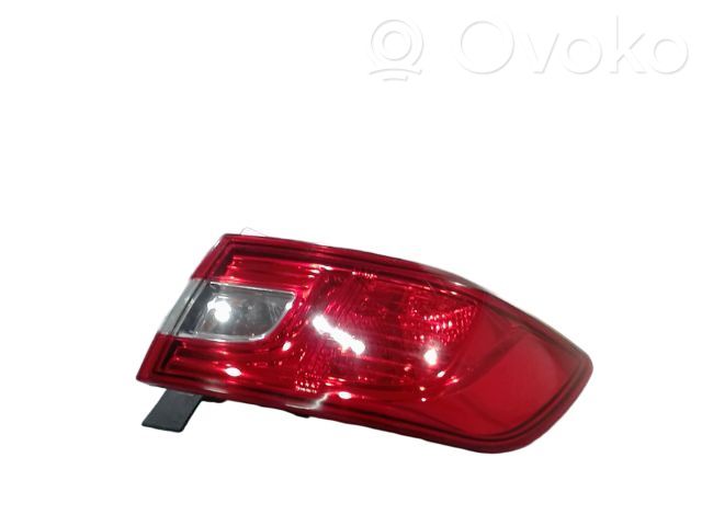 Renault Clio IV Rear/tail lights 