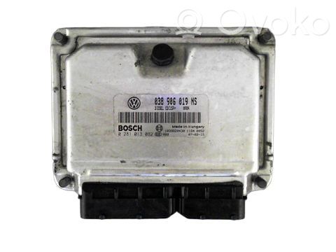 Skoda Fabia Mk2 (5J) Unitate control motor/modul ECU 