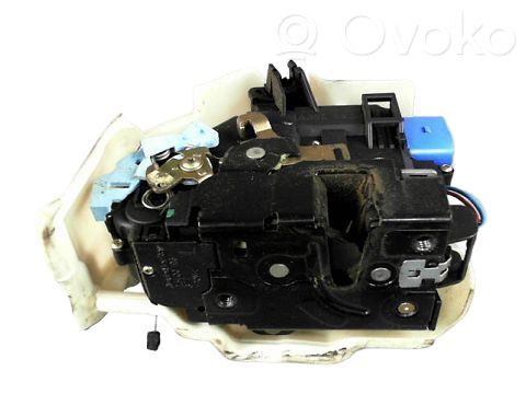 Volkswagen Golf V Zamek drzwi przednich 