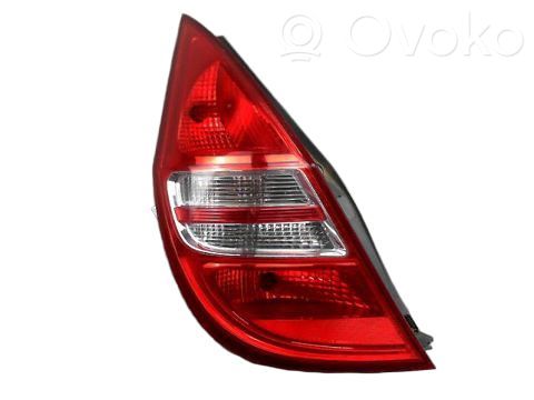 Hyundai i30 Aizmugurējais lukturis virsbūvē 