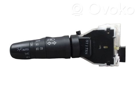 Suuntavilkun vipu   25540ED50A,25540ED50A