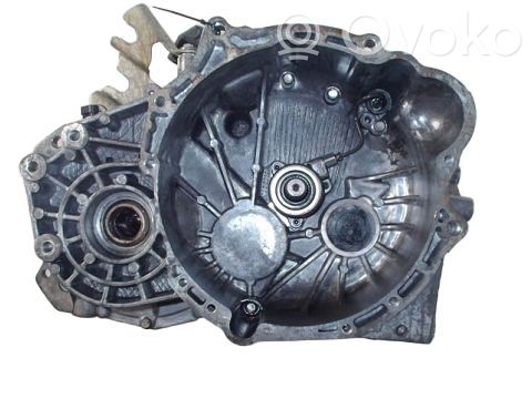 Chevrolet Epica Manualna 6-biegowa skrzynia biegów 