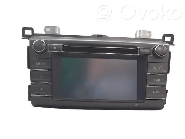 Toyota RAV 4 (XA40) Panel / Radioodtwarzacz CD/DVD/GPS 