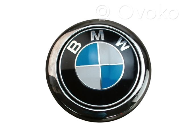 BMW 1 F20 F21 Siłownik zamka tylnej klapy bagażnika 