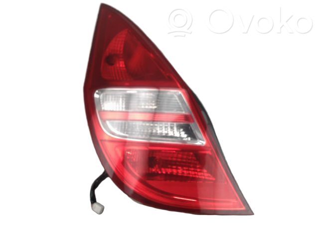 Hyundai i30 Aizmugurējais lukturis virsbūvē 