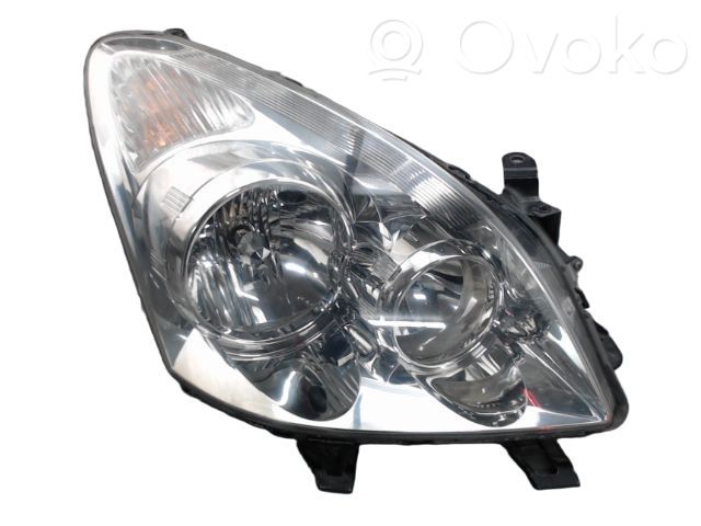 Toyota Corolla Verso AR10 Lampa przednia 