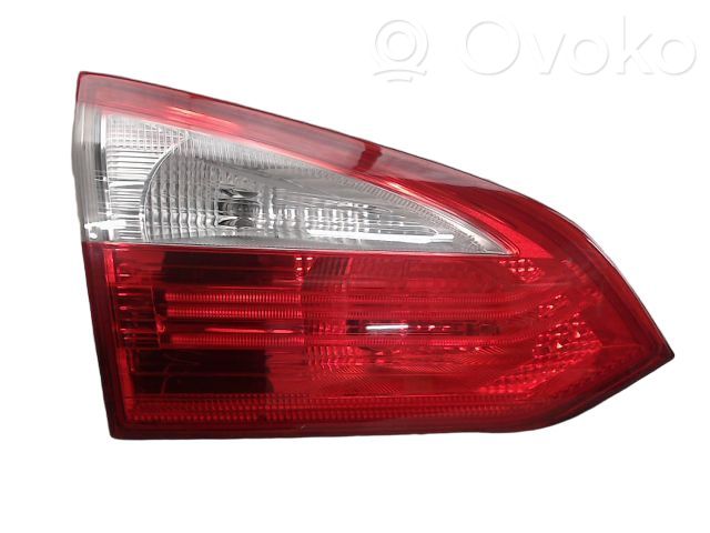 Tailgate rear/tail lights   1775999,1418697,170410162,1709972,1715141,1775999,1946927,BM5113A603DB,BM5113A603DC,FD4284172