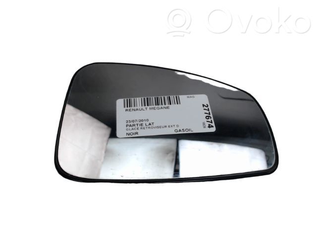 Renault Megane III Sticlă oglindă laterală 