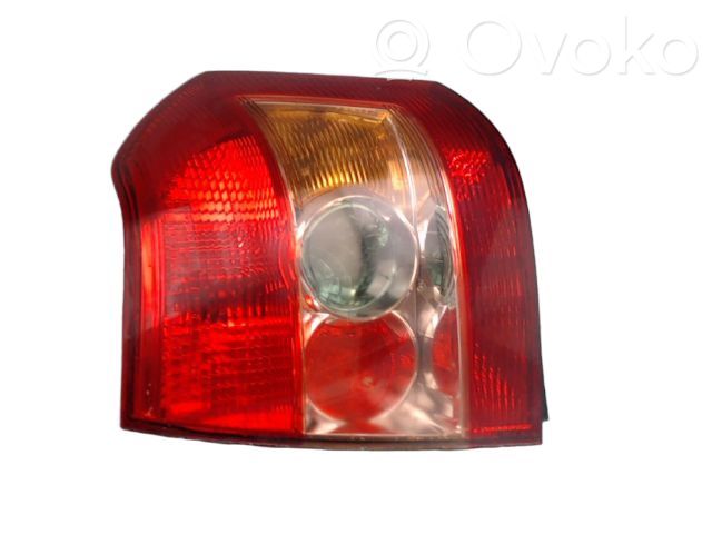 Toyota Corolla E120 E130 Lampă spate în caroserie 