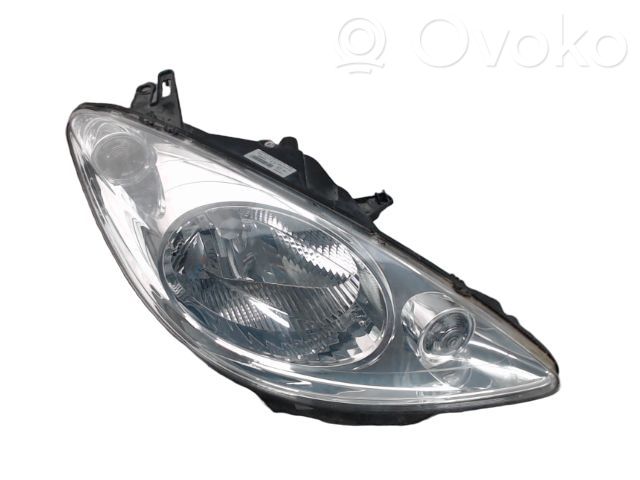 Lampa przednia   620649,0099717,051174,0620648,0620649,088918,099717,10703600A,11547002,1308038,1373007,21133,2742280,38323558,4002962,4002962V,4200080,4200980,512110,5501136RLDEM1,620648,620649,75636,8518425SX,89900054,99717,PG2204803,PP0967D