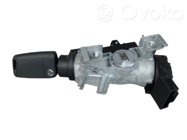 Volkswagen Polo VI Užvedimo spynelė 