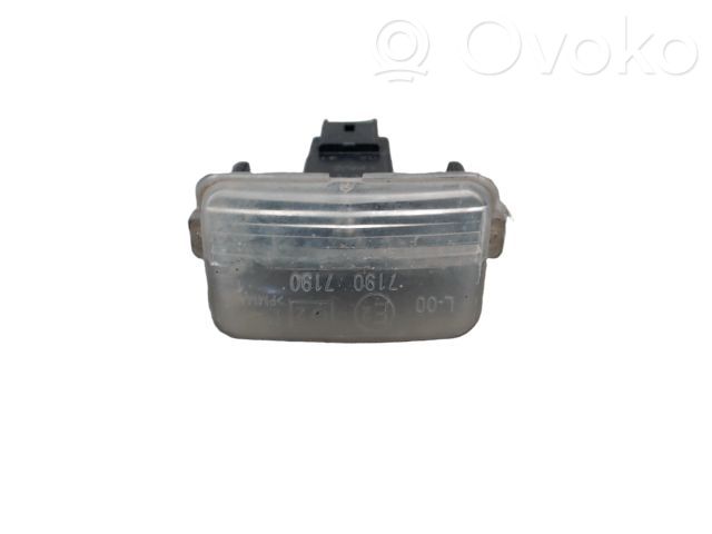 Éclairage de plaque d'immatriculation   6340A3,03806900,03806905,150219002,4028920,540203806905,634099,6340A3,6340E8,6340F9