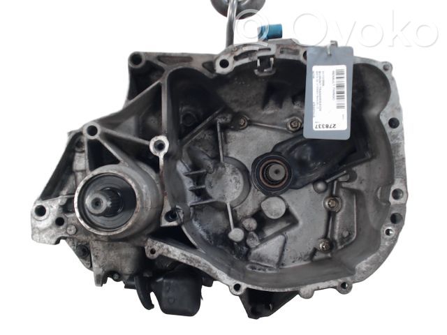 Renault Twingo I Cutie viteze manuală cu 6 trepte 