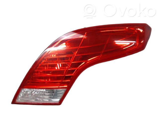 Ford Focus Tailgate rear/tail lights 
