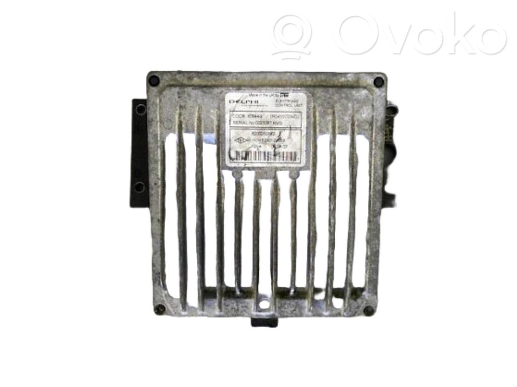Renault Clio II Unité de commande, module ECU de moteur