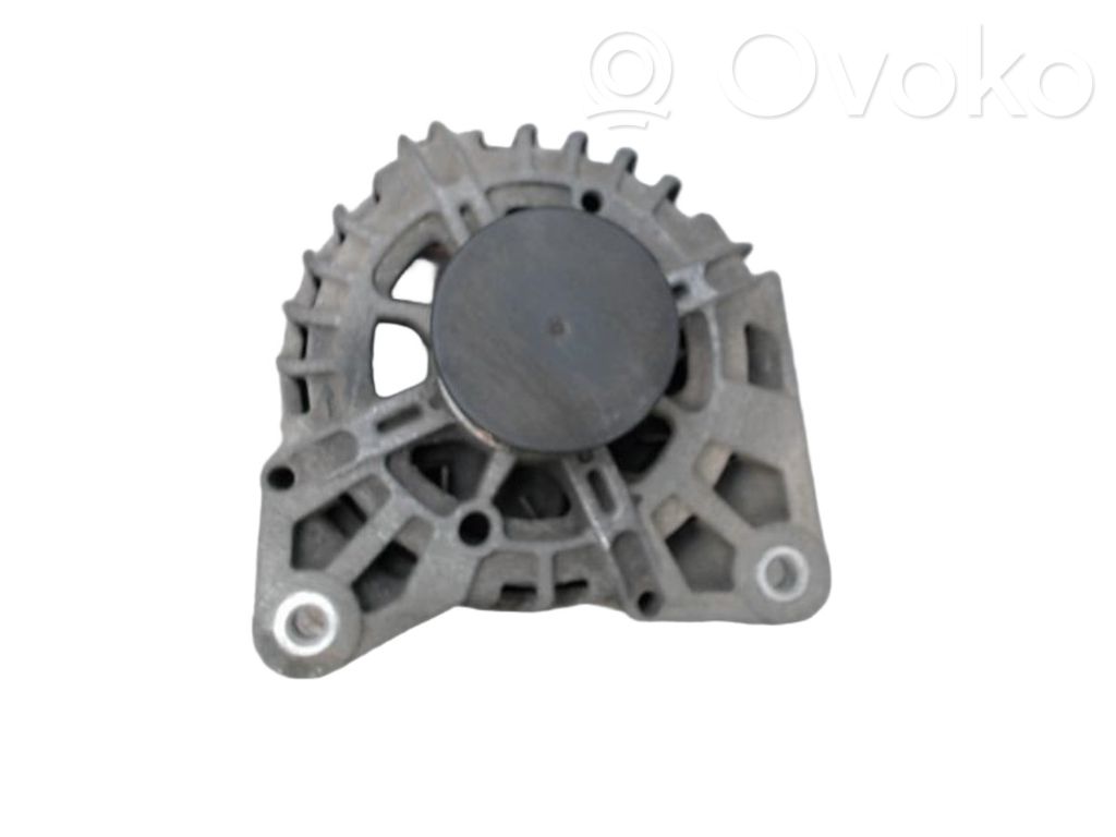Renault Twingo III Generatore/alternatore 