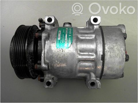 Renault Laguna I Air conditioning (A/C) compressor (pump)