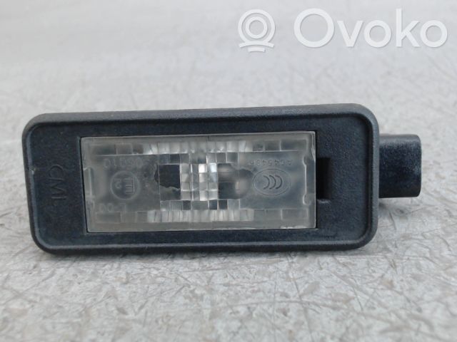 Citroen C4 II Picasso Lampa oświetlenia tylnej tablicy rejestracyjnej