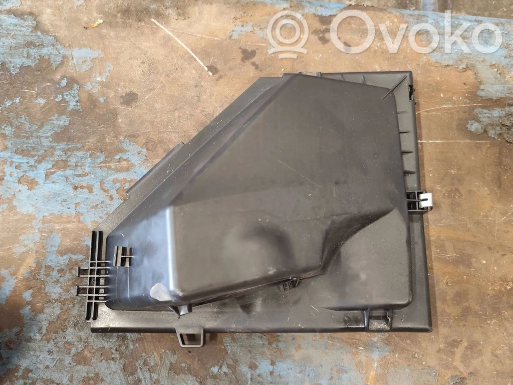 BMW 3 E92 E93 Air filter box 