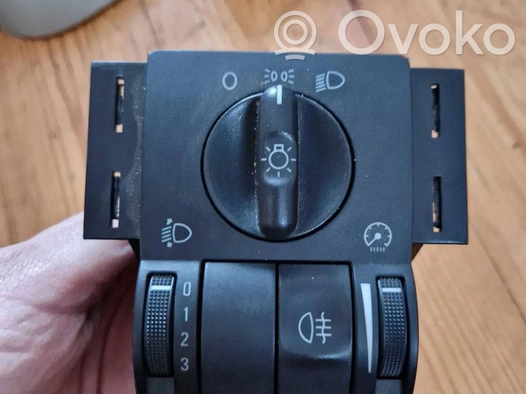 Opel Corsa C Light switch 