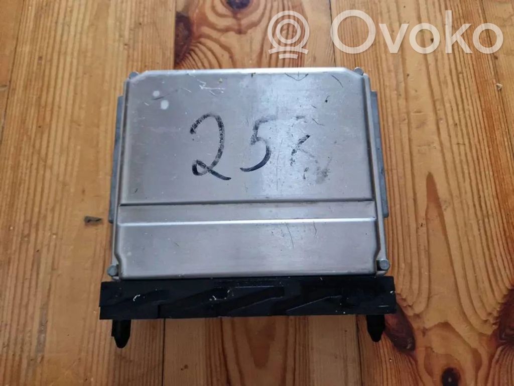 Volvo S80 Engine control unit/module 