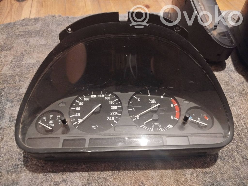 BMW 5 E39 Speedometer (instrument cluster) 