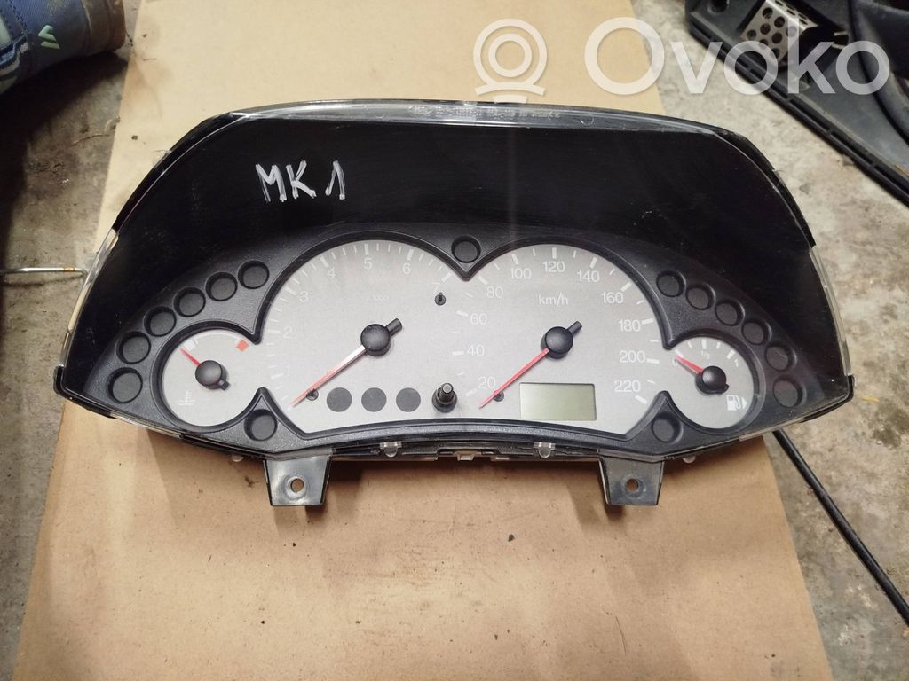 Ford Focus Speedometer (instrument cluster) 