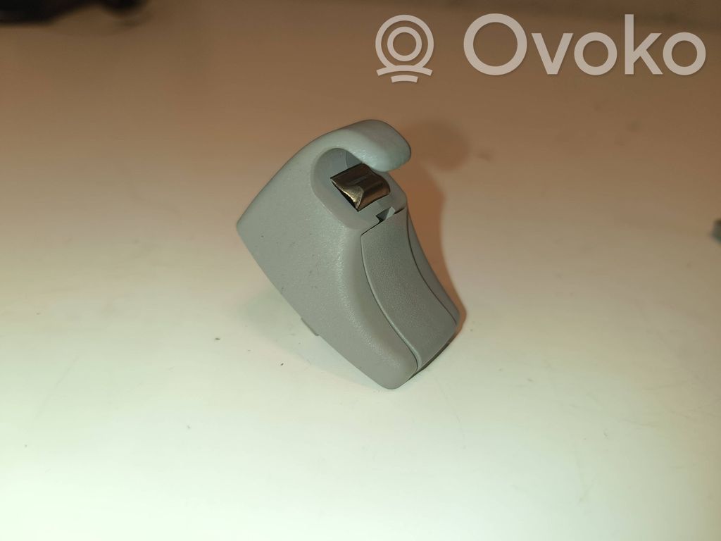 Sun visor clip/hook/bracket