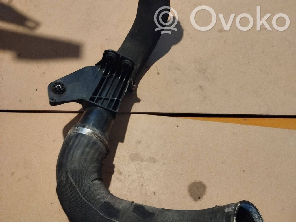 Audi A6 S6 C8 4K Furtun/conductă intercooler 