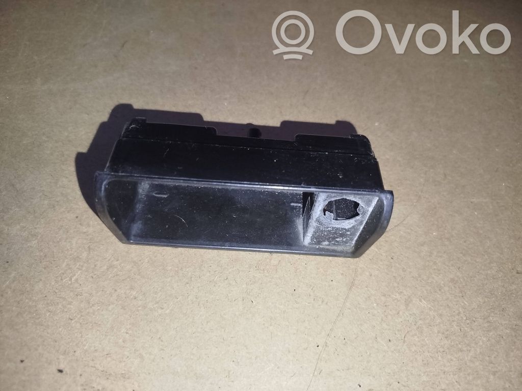 BMW 3 E36 Pelnutrauks 