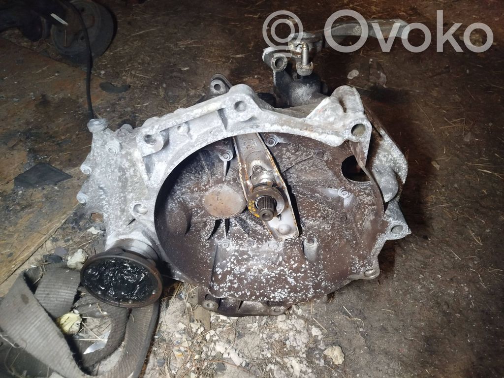 Volkswagen Golf V 5 Gang Schaltgetriebe 