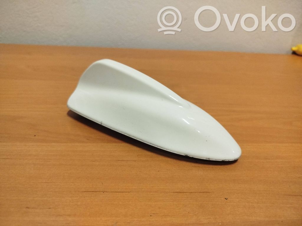 Volvo C30 Stogo (GPS) antenos dangtelis 