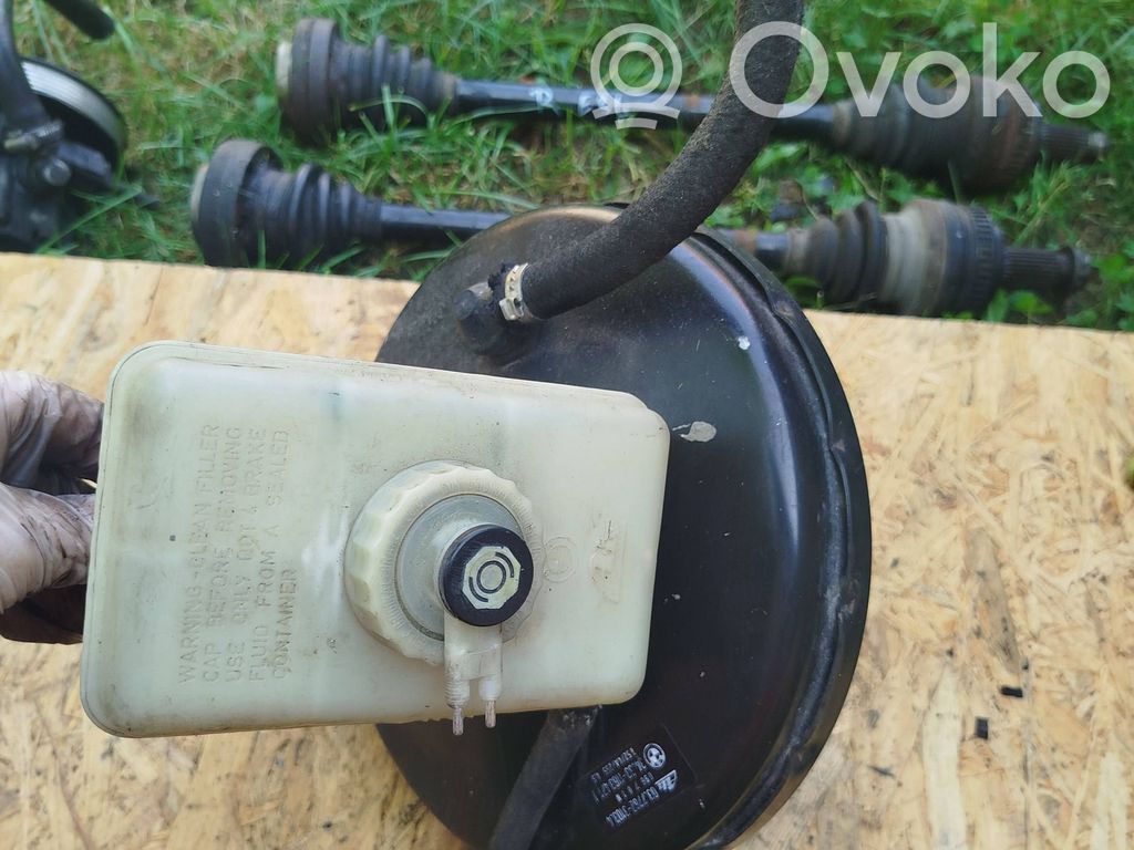 BMW 3 E36 Brake booster 