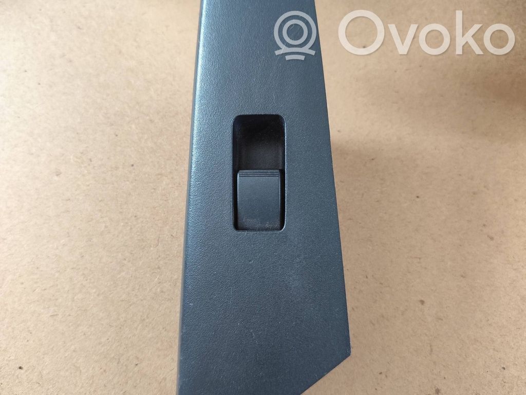 Mazda 3 II Electric window control switch 