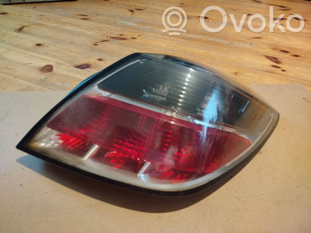 Opel Astra H Rear/tail lights 
