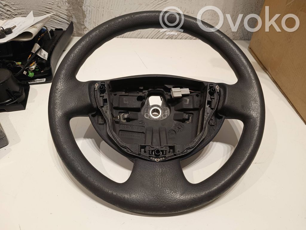 Renault Clio II Ohjauspyörä 