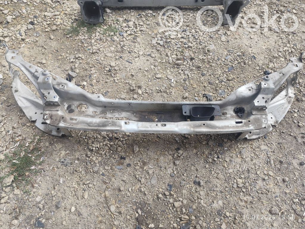 Volvo C30 Radiatorių panelė 