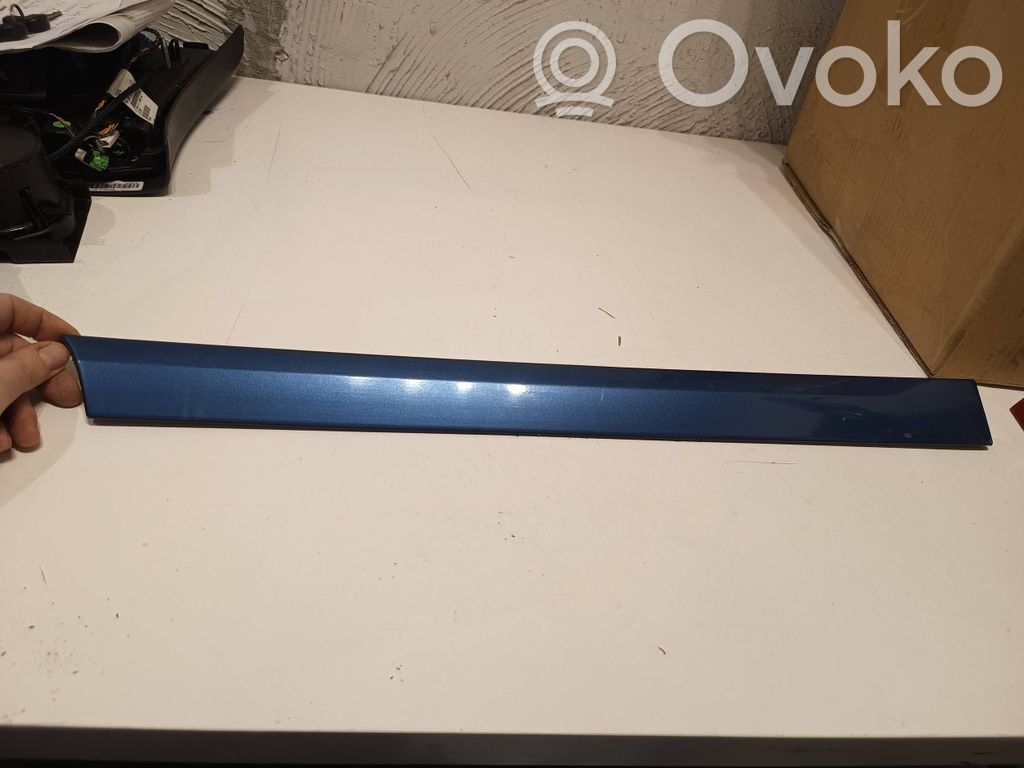 Audi A3 S3 8P Listwa tylnego błotnika 