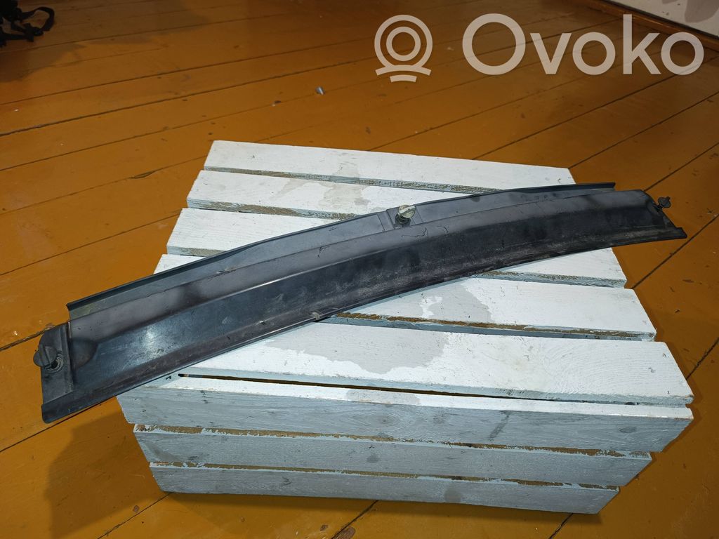 BMW 3 E46 Wiper trim 