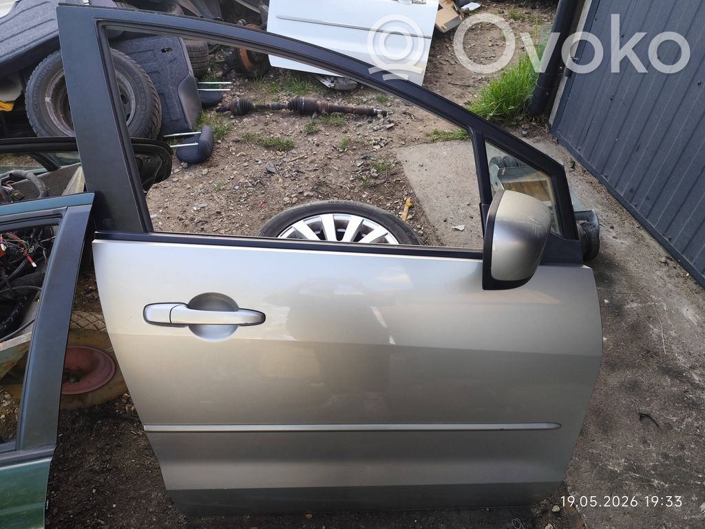 Mazda 5 Дверь 