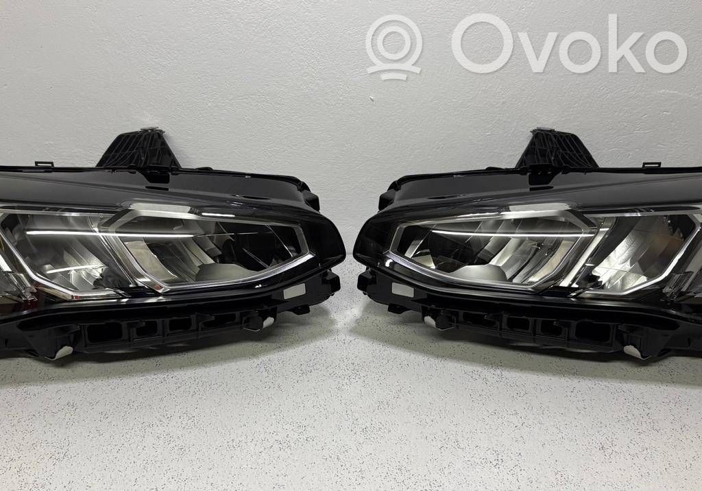 BMW 2 Active Tourer U06 Headlight/headlamp 