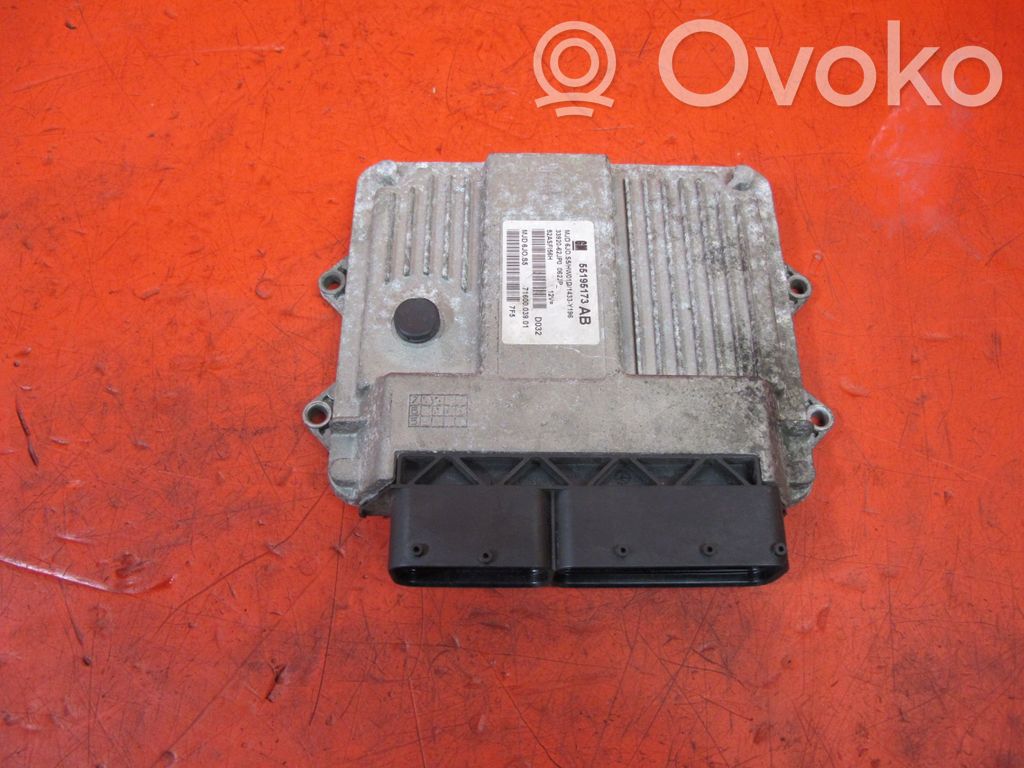 Suzuki Swift I Engine control unit/module 