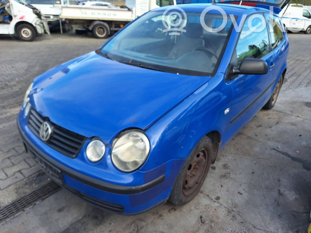 Volkswagen Polo Капот двигателя 