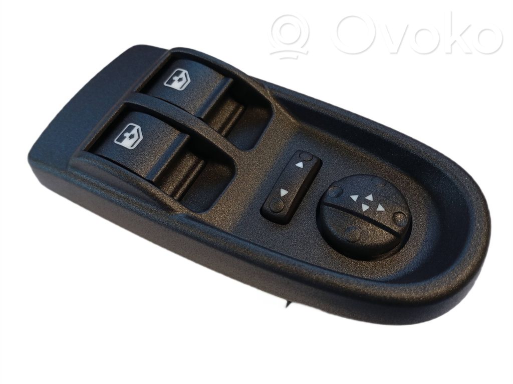 Iveco Daily 5th gen Electric window control switch 