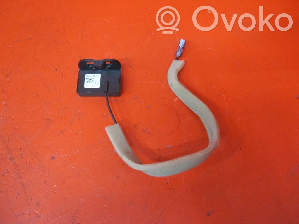Renault Clio V Radio antenna 