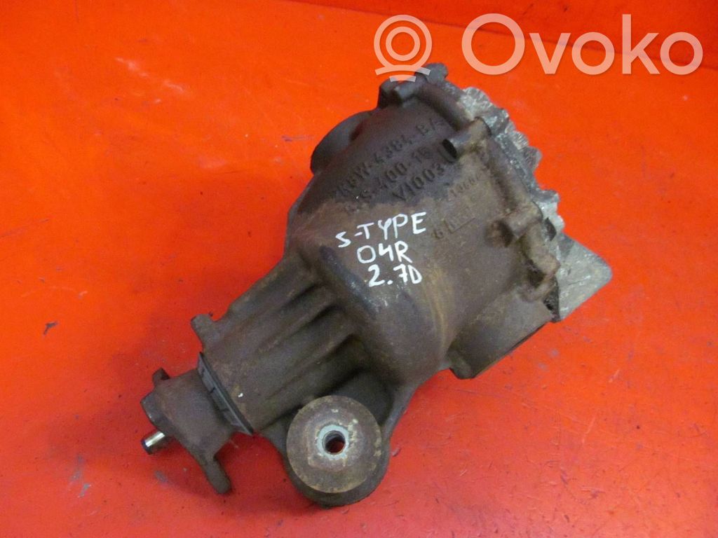 Rear differential   2R8W4384BA