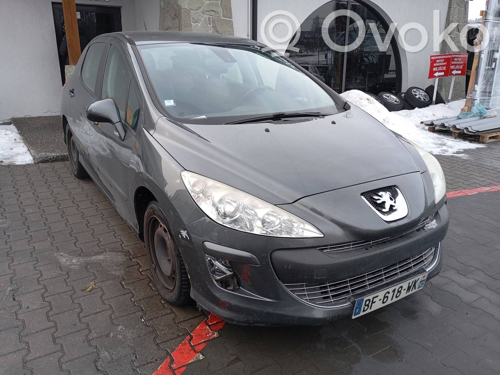 Peugeot 308 Lampa przednia 