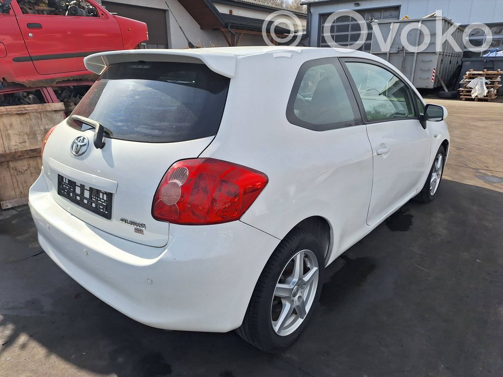 Toyota Auris 150 Tylna klapa bagażnika 