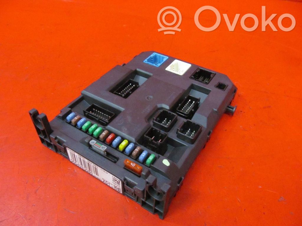 Peugeot 207 Fuse module 
